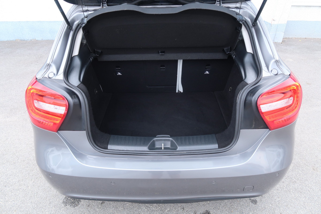 Mercedes-Benz A