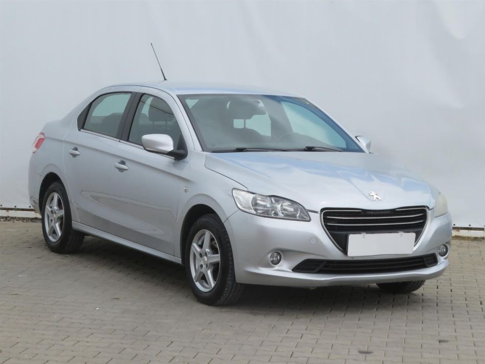 Peugeot 301 - 2014