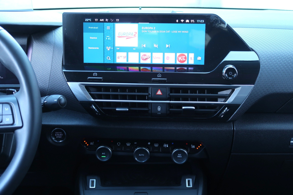 Citroen C4 X