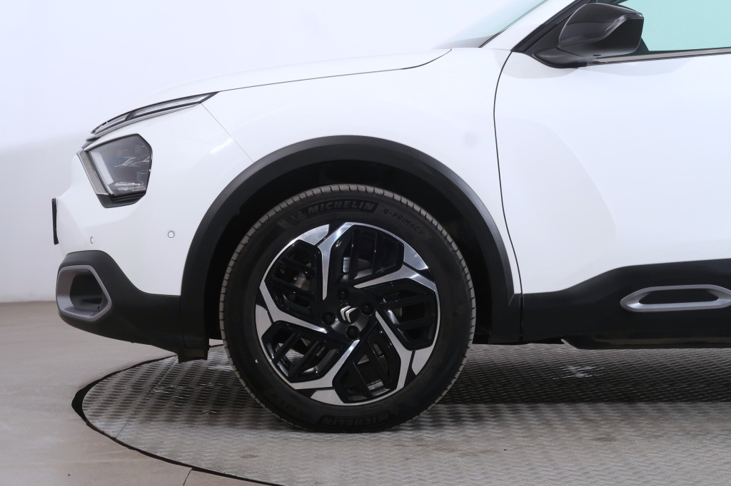 Citroen C4 X
