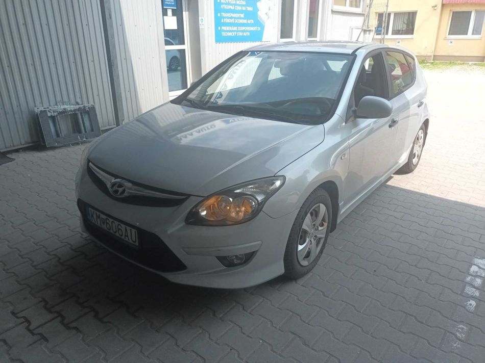 Hyundai i30 - 2011