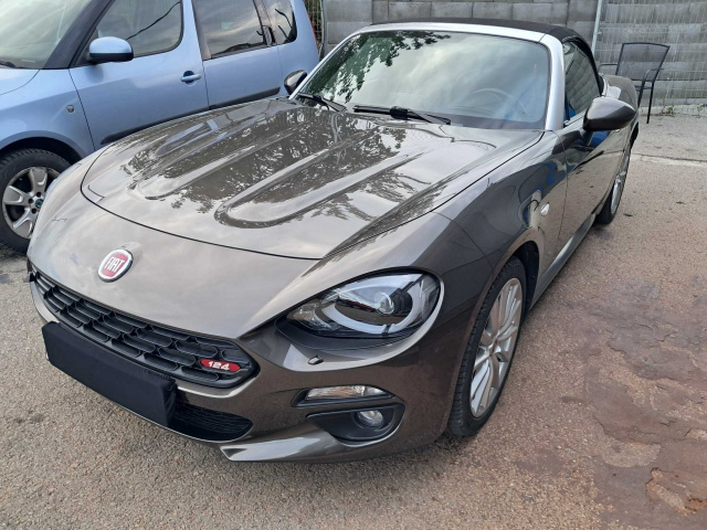 Fiat 124 Spider 2017