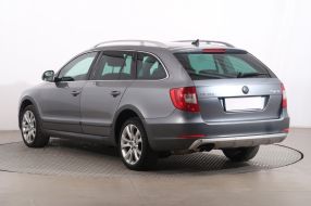 Skoda Superb - 2012