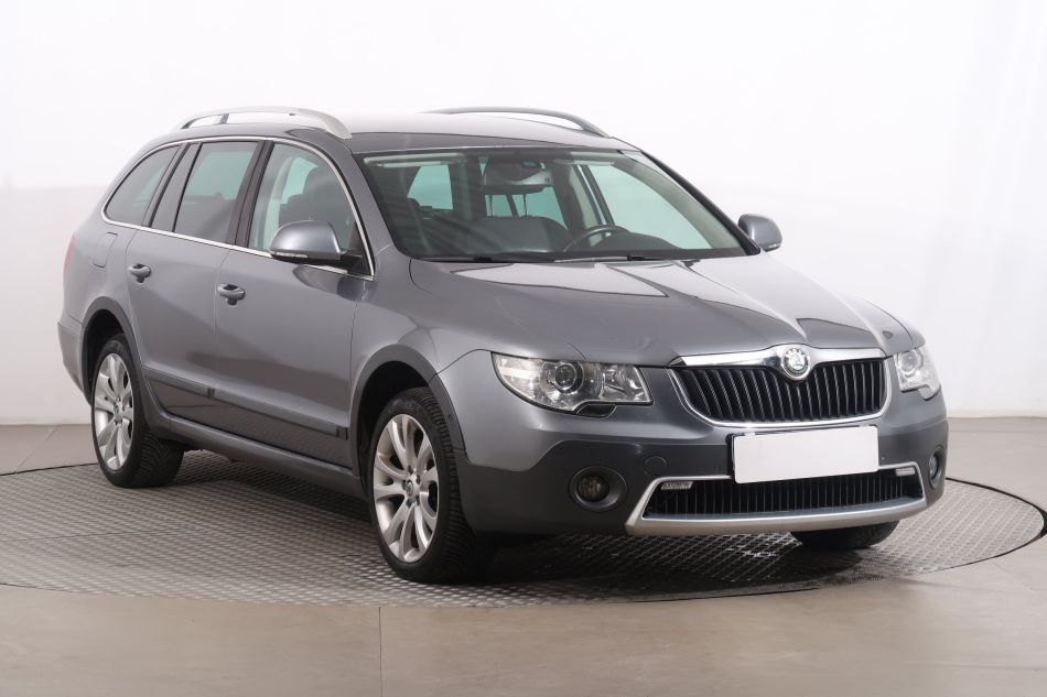 Skoda Superb - 2012