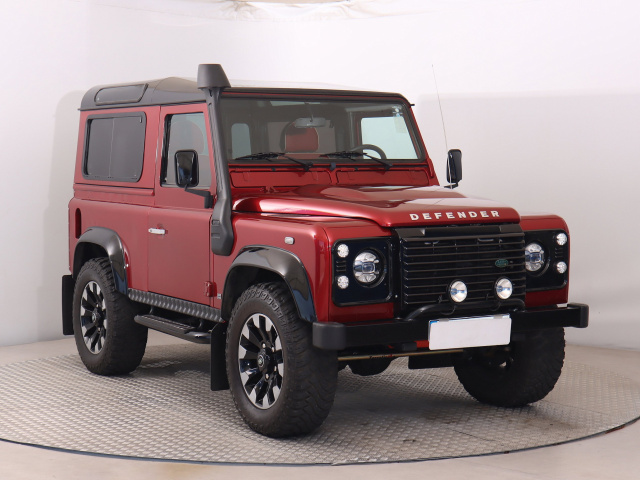 Land Rover Defender 2003