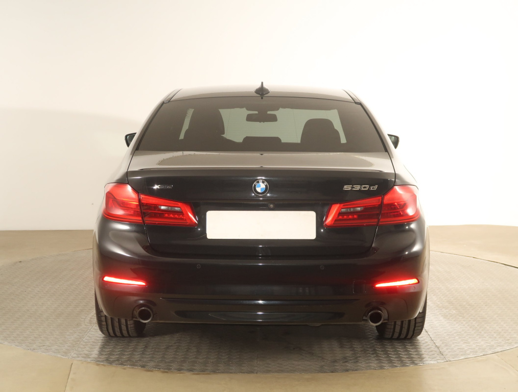 BMW 5