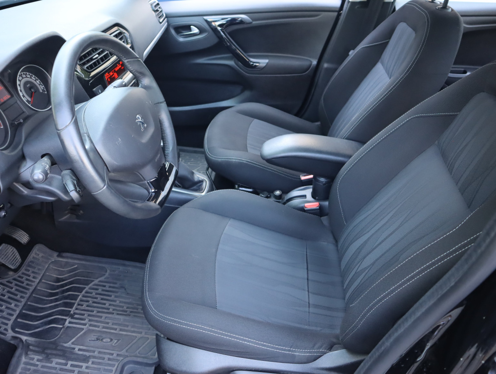 Peugeot 301