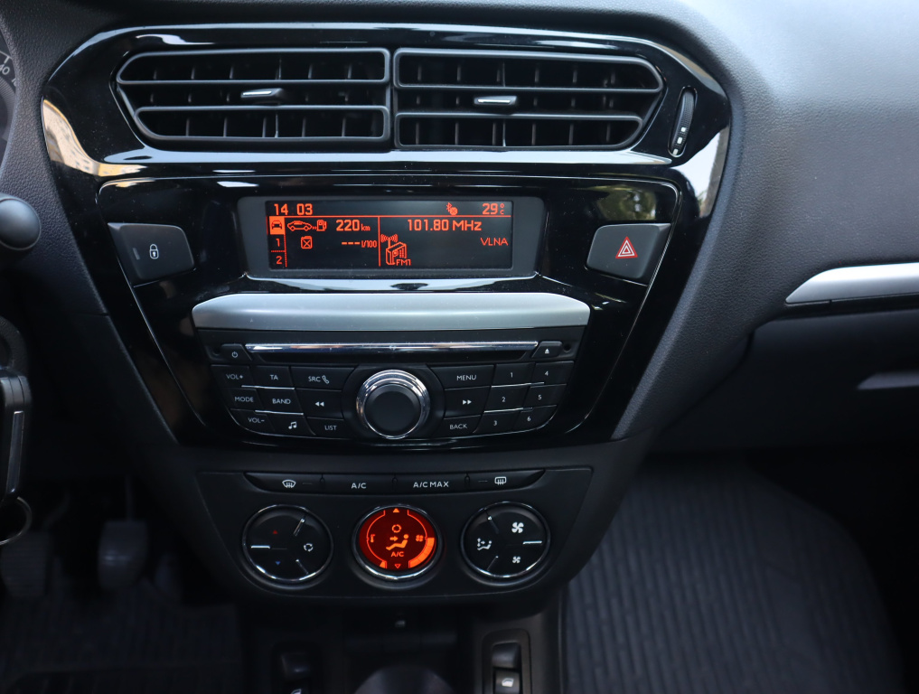 Peugeot 301