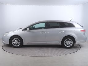 Toyota Avensis - 2010