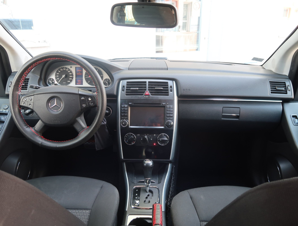 Mercedes-Benz B