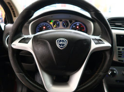 Lancia Delta 2012
