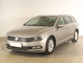 Volkswagen Passat - 2016