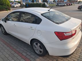 Kia Rio - 2016
