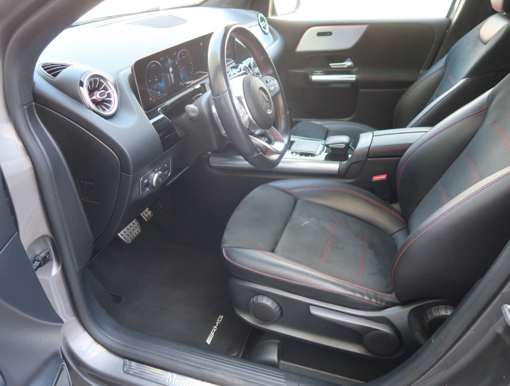 Mercedes-Benz B