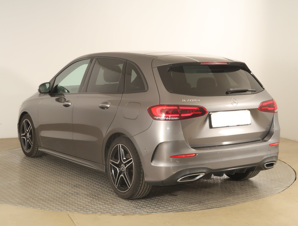 Mercedes-Benz B