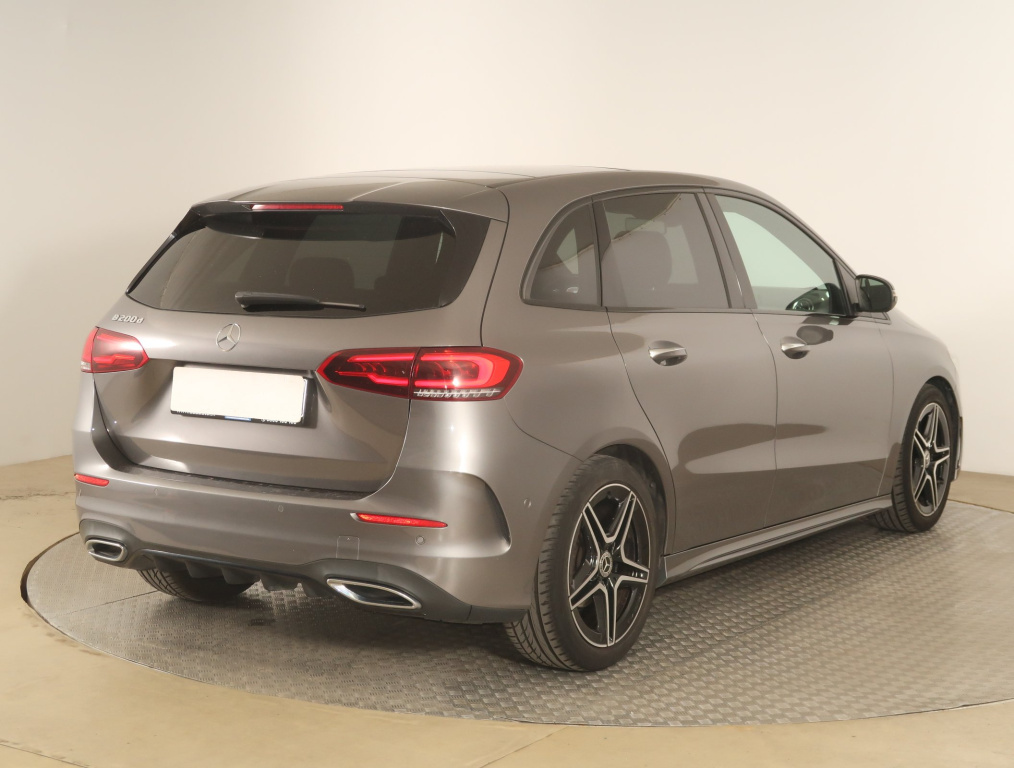 Mercedes-Benz B