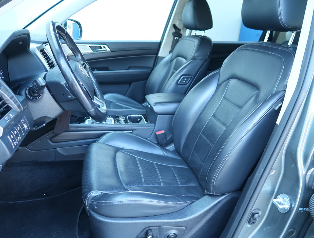 Ssang Yong Rexton