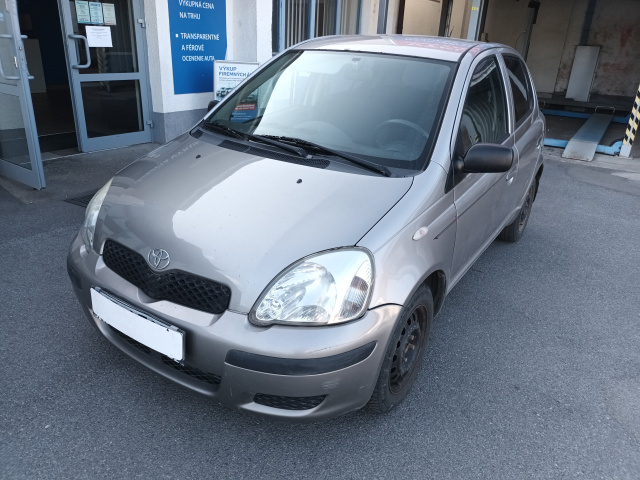 Toyota Yaris 2005