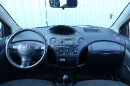 Toyota Yaris 2005