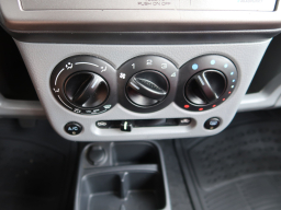 Suzuki Ignis 2007