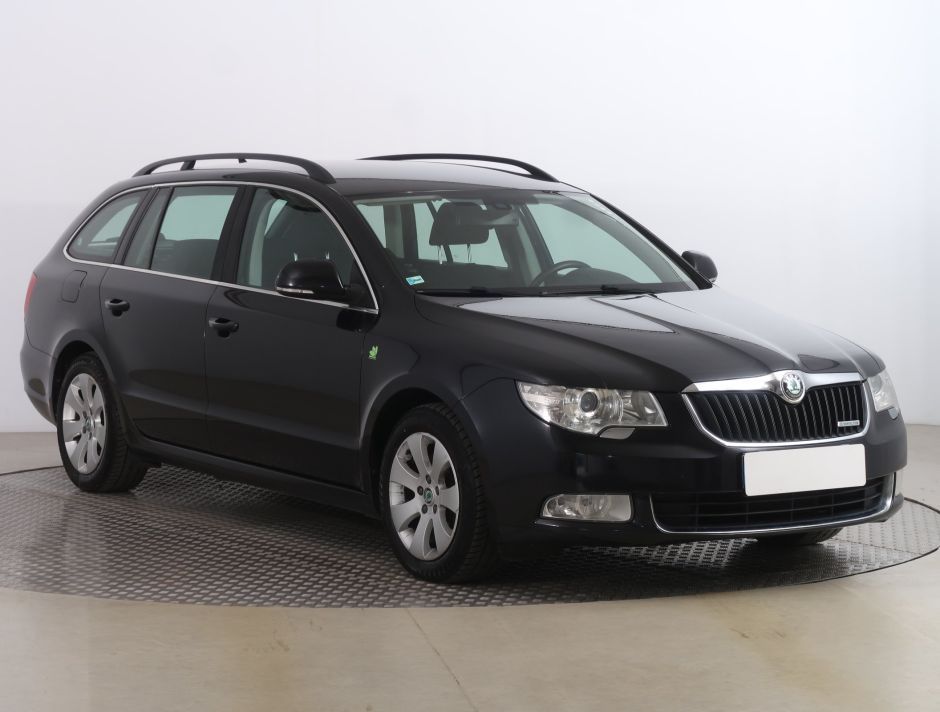 Skoda Superb - 2012