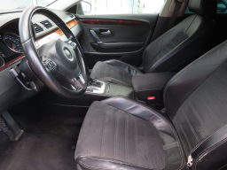 Volkswagen Passat CC 2009