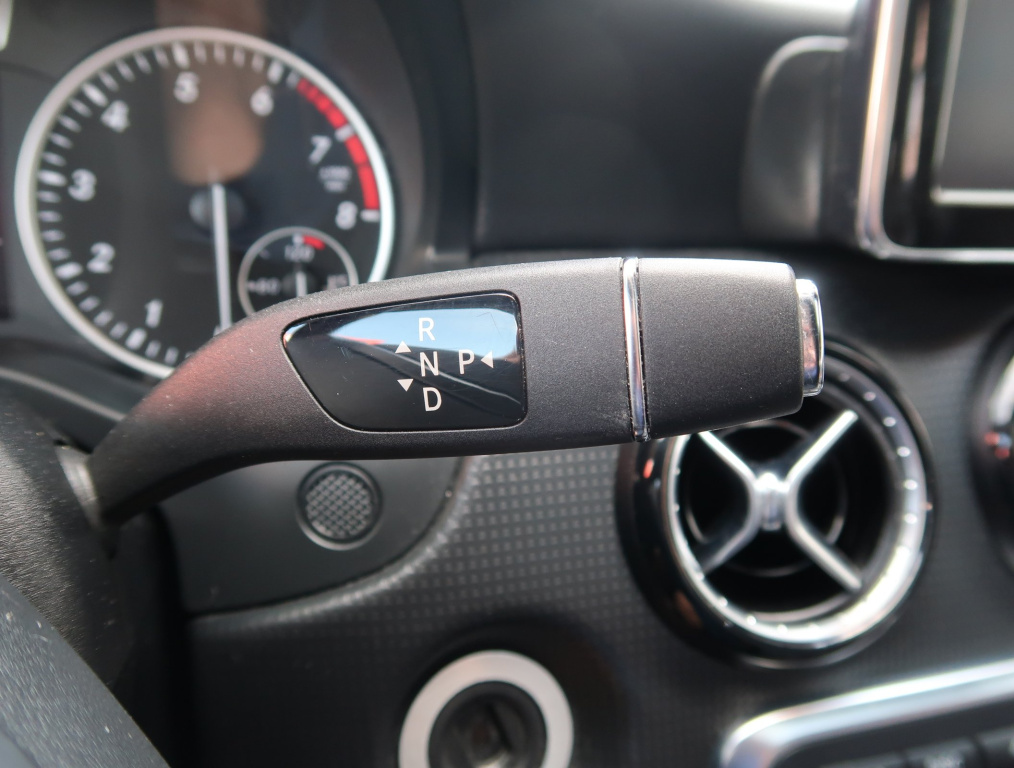 Mercedes-Benz A