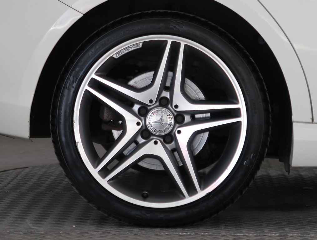 Mercedes-Benz A