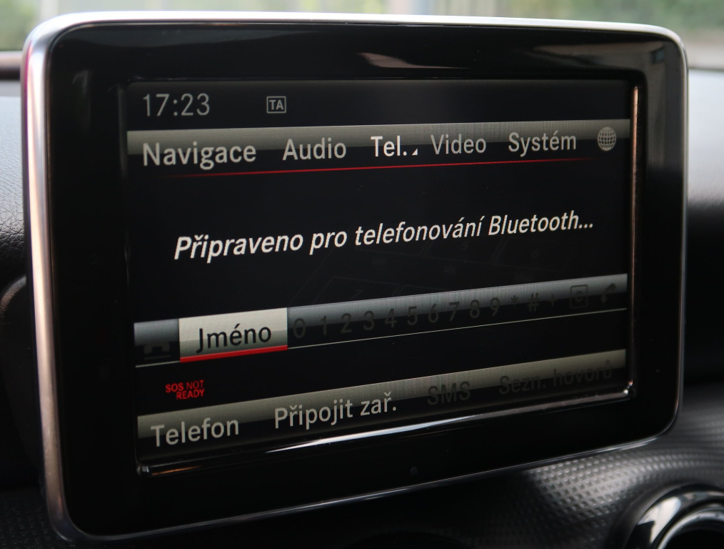 Mercedes-Benz A