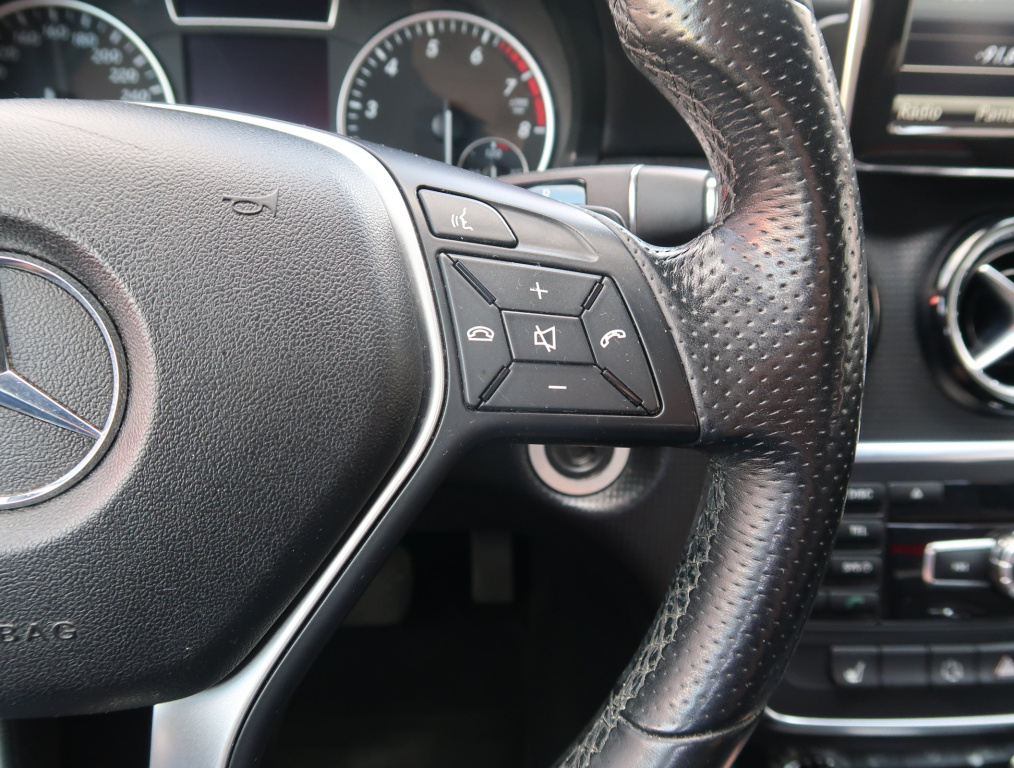 Mercedes-Benz A