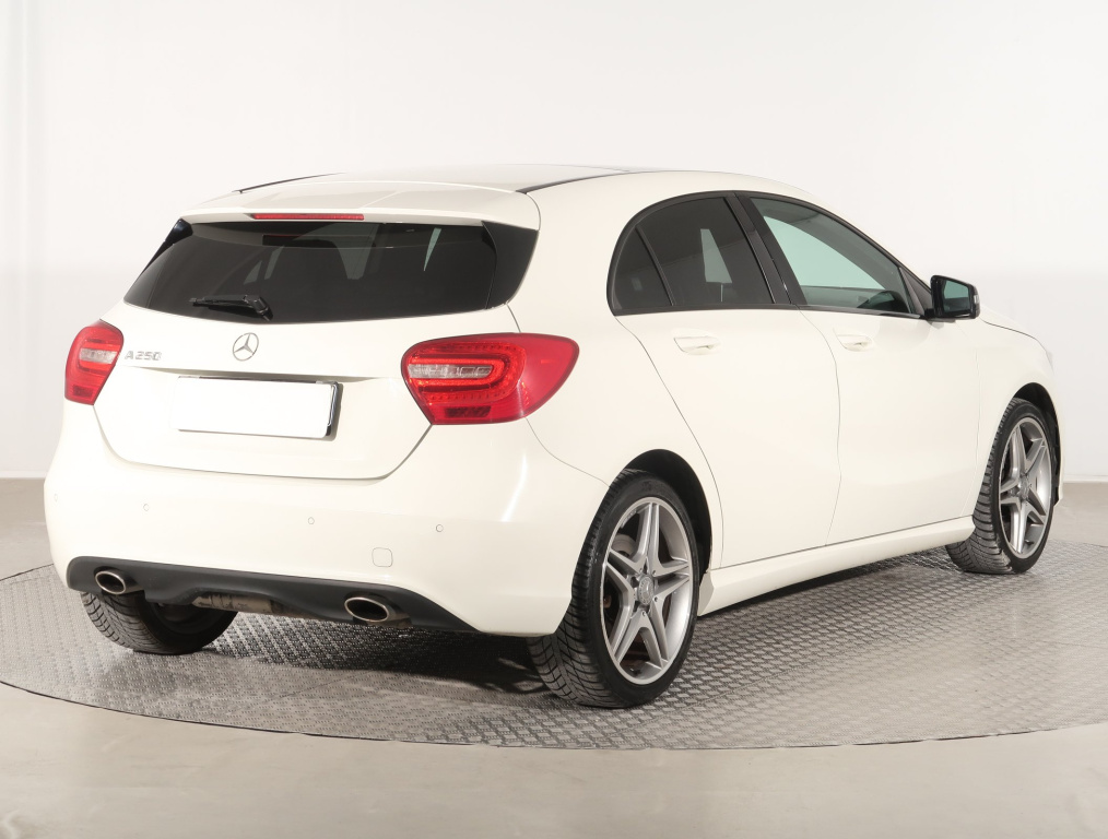 Mercedes-Benz A