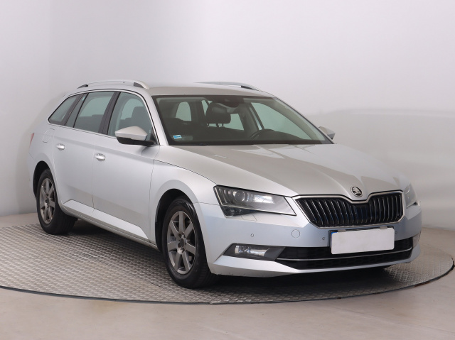 Škoda Superb 2017