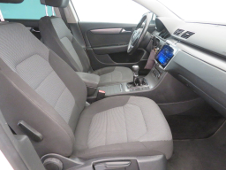 Volkswagen Passat 2011