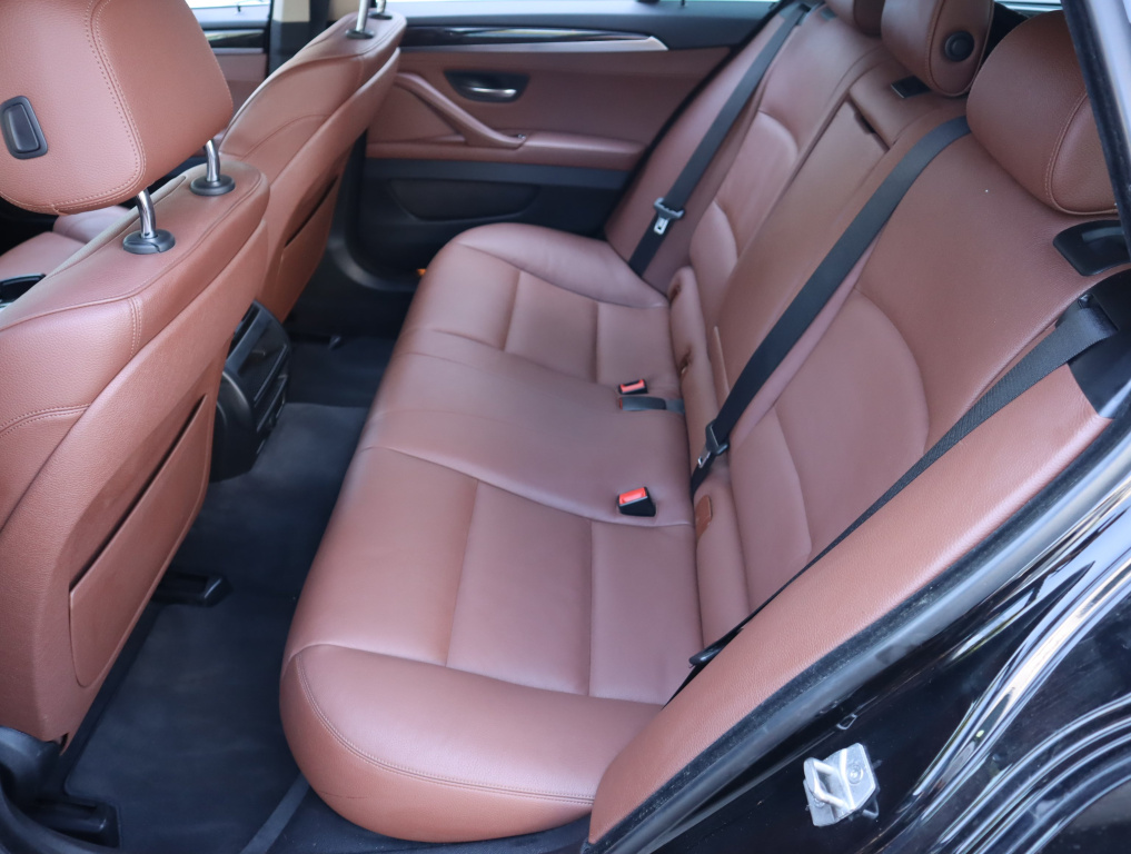 BMW 5