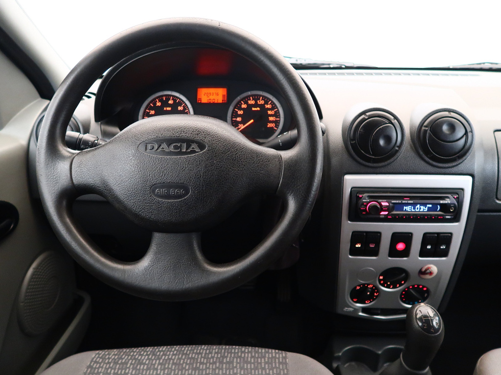 Dacia Logan