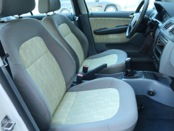 Škoda Fabia 2000
