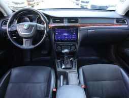 Škoda Superb 2010