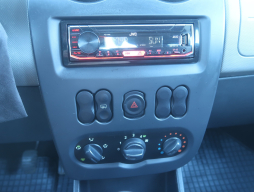 Dacia Sandero 2009