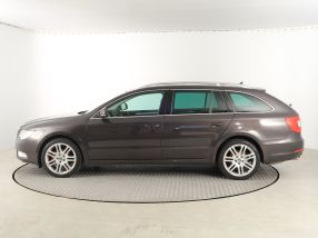 Skoda Superb - 2011