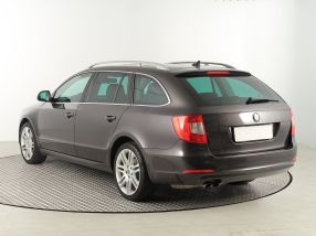 Skoda Superb - 2011