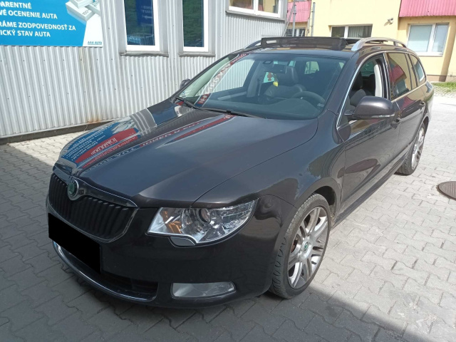 Škoda Superb 2011