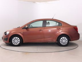 Chevrolet Aveo - 2012