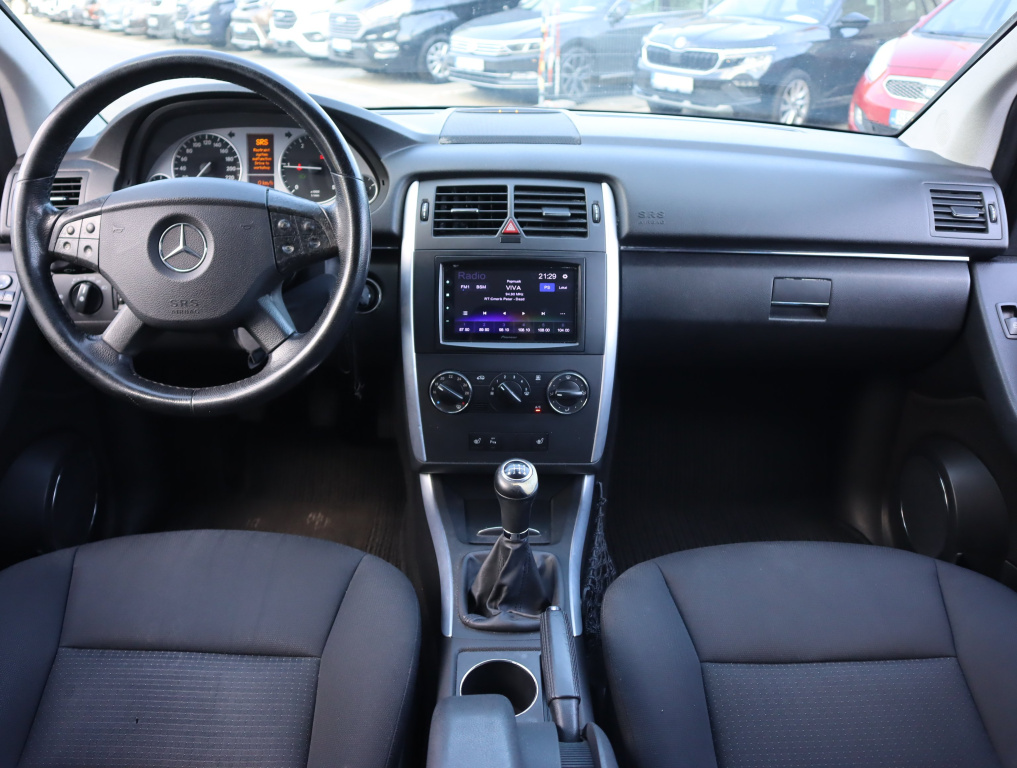 Mercedes-Benz B