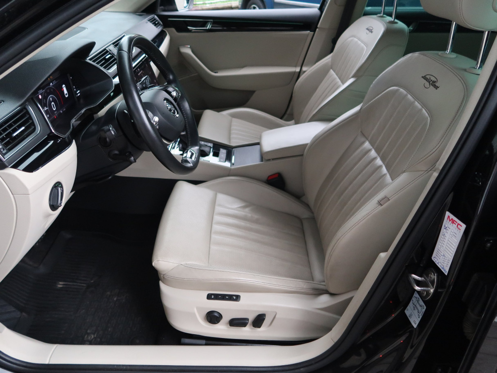 Škoda Superb