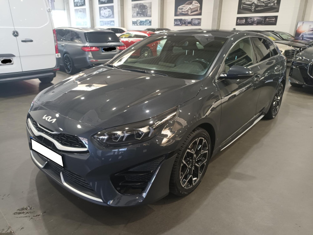 Kia ProCeed 2022