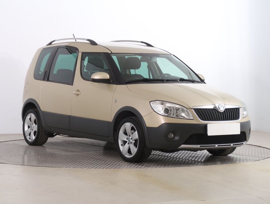 Skoda Roomster - 2011