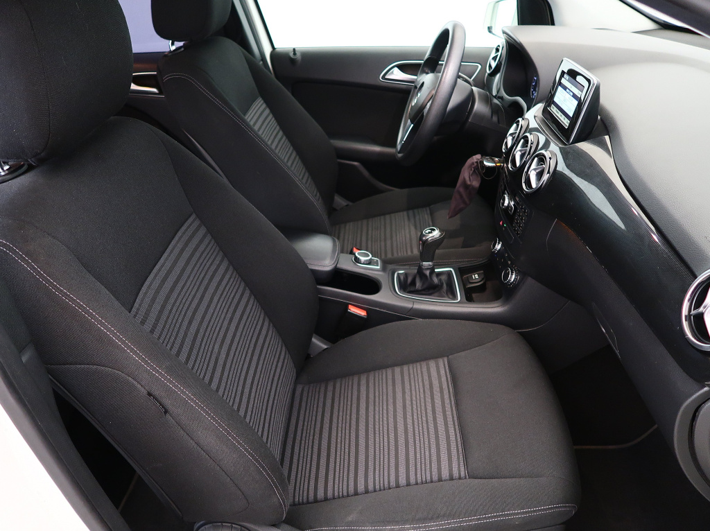 Mercedes-Benz B