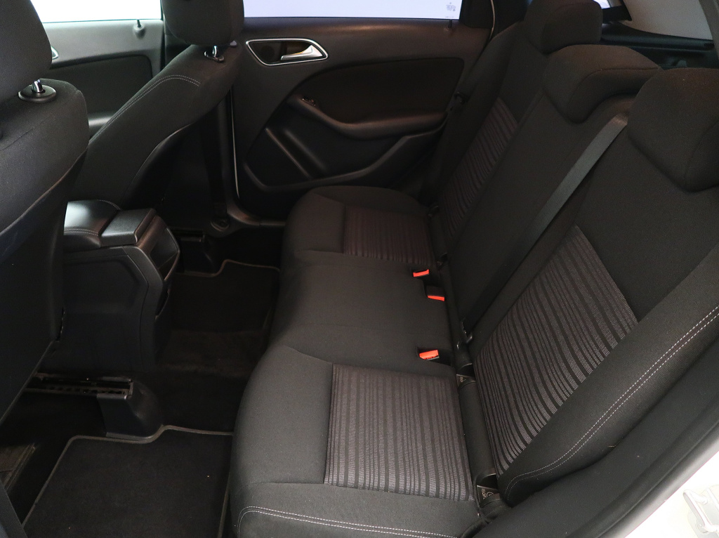 Mercedes-Benz B