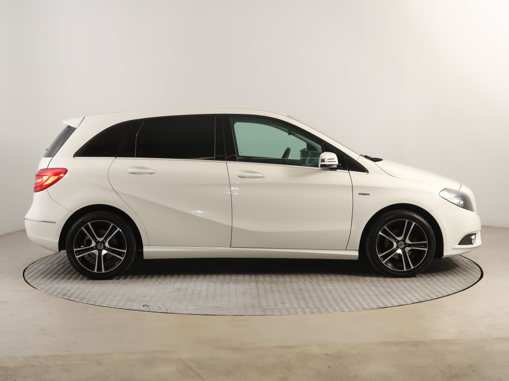 Mercedes-Benz B