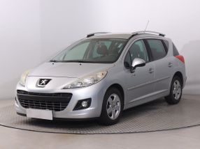 Peugeot 207 - 2011